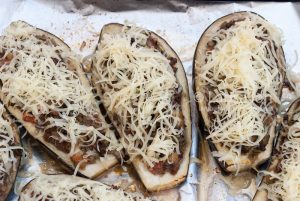 Stuffed eggplant baked - cheese