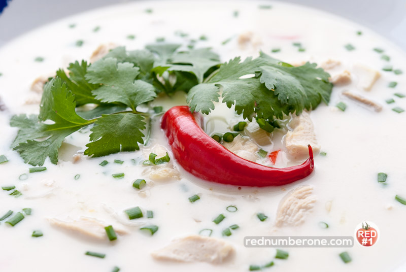 Tom Kha Gai soup (Tom Kha Kai) recipe